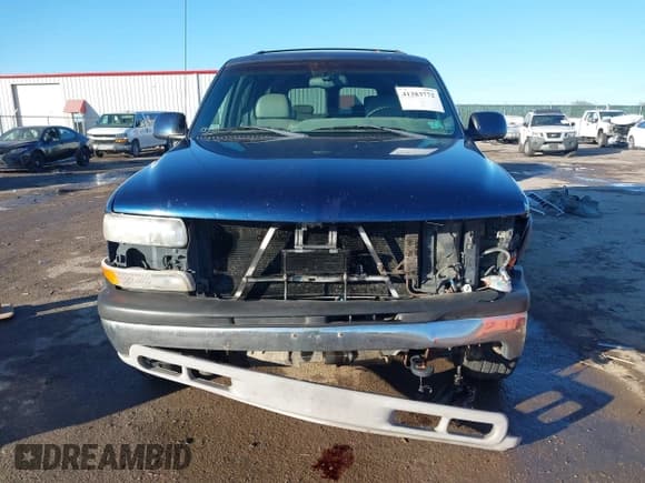 ✅ 2001 Chevrolet Suburban LT • VIN: 3GNGK26U41G215903 • Лот: 41283772. Опубликован ранее на IAAI с пробегом 199 191 миль. Бесплатный доступ к архиву аукционных продаж из США и подробный отчёт об истории автомобиля на DreamBid. Изображение 13.