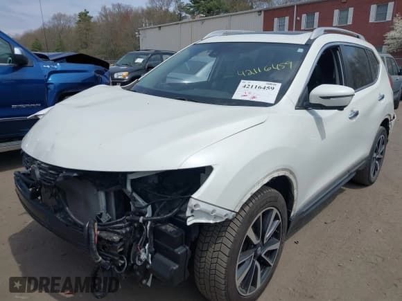 ✅ 2020 Nissan Rogue SV • VIN: 5N1AT2MV4LC724740 • Lot: 42116459. Listed on IAAI with 62,509 mi. Free auction sales archive from the USA and detailed vehicle history report at DreamBid. Image 17.