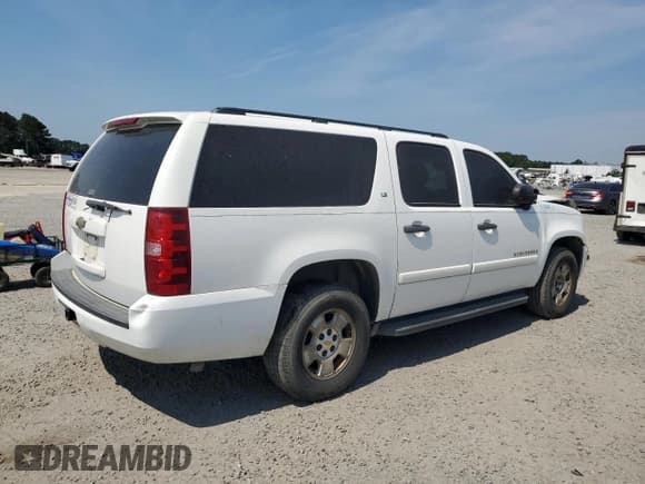 ✅ 2009 Chevrolet Suburban LS • VIN: 1GNFC16J69R200503 • Лот: 61926495. Опубликован ранее на Copart с пробегом 360 653 миль. Бесплатный доступ к архиву аукционных продаж из США и подробный отчёт об истории автомобиля на DreamBid. Изображение 3.