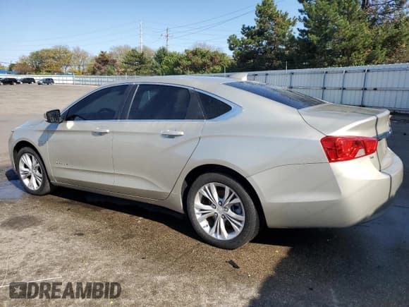 ✅ 2015 Chevrolet Impala LT • VIN: 2G1125S33F9118019 • Лот: 75529994. Опубликован ранее на Copart с пробегом 116 643 миль. Бесплатный доступ к архиву аукционных продаж из США и подробный отчёт об истории автомобиля на DreamBid. Изображение 2.