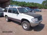 ✅ 1995 Ford Explorer Eddie Bauer • VIN: 1FMDU32X0SUB59559 • Lot: 42403039. Wystawiony na IAAI z przebiegiem 362 695 mil. Bezpłatny archiwum sprzedaży aukcyjnych z USA i szczegółowy raport historii pojazdu na DreamBid. Zdjęcie 1.