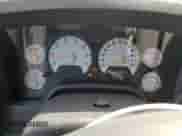 2007 Dodge 1500 SLT z VIN 1D7HU18P77S264612, wystawiony jako Copart lot #69960934 z przebiegiem 202 037 mil mil oraz Szkoda całkowita • Salvage title. Historia ofert i sprzedaży dostępna na DreamBid. Obrazek 9.