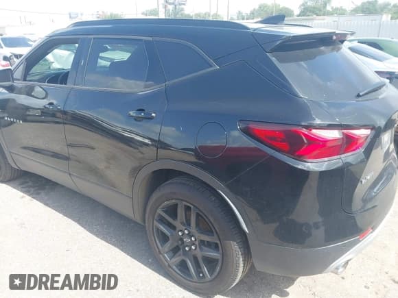 ✅ 2020 Chevrolet Blazer LT • VIN: 3GNKBCRSXLS530151 • Lot: 42537776. Listed on IAAI with 56,545 mi. Free auction sales archive from the USA and detailed vehicle history report at DreamBid. Image 3.