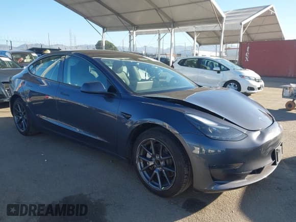 ✅ 2023 Tesla Model 3 • VIN: 5YJ3E1EA0PF540790 • Lot: 43580803. Wystawiony na IAAI z przebiegiem 21 936 mil. Bezpłatny archiwum sprzedaży aukcyjnych z USA i szczegółowy raport historii pojazdu na DreamBid. Zdjęcie 1.