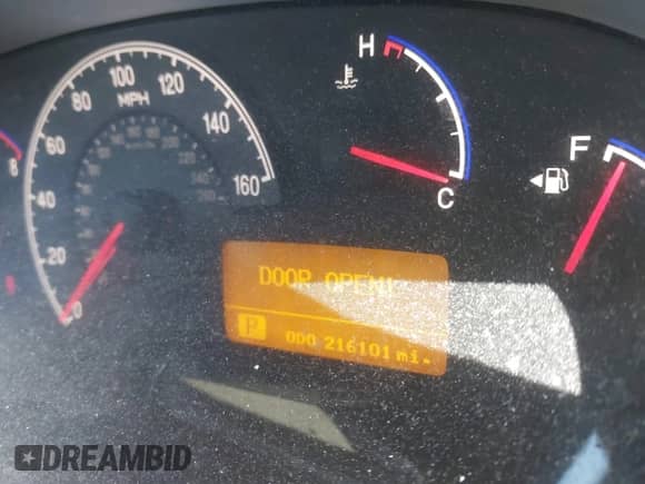 2006 Hyundai Azera SE z VIN KMHFC46F86A041396, wystawiony jako IAAI lot #41858709 z przebiegiem 216 101 mil mil oraz . Historia ofert i sprzedaży dostępna na DreamBid. Obrazek 7.