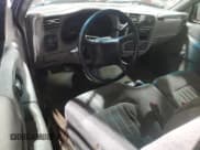 ✅ 2002 Chevrolet S-10 LS • VIN: 1GCCS19W428187106 • Лот: 82631955. Опубликован ранее на Copart с пробегом Не указан. Бесплатный доступ к архиву аукционных продаж из США и подробный отчёт об истории автомобиля на DreamBid. Изображение 8.