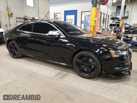 ✅ 2014 Audi S5 Premium Plus • VIN: WAUCGAFR8EA053757 • Лот: 43232095. Опубликован ранее на Copart с пробегом 96 216 миль. Бесплатный доступ к архиву аукционных продаж из США и подробный отчёт об истории автомобиля на DreamBid. Изображение 4.
