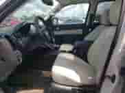 2009 Mercury Mariner Premier с VIN 4M2CU87759KJ03574, выставлен на аукционе Copart как лот 66661725 с пробегом 172 053 миль миль и Списание • Salvage title. История ставок и продаж доступна на DreamBid. Изображение 7.