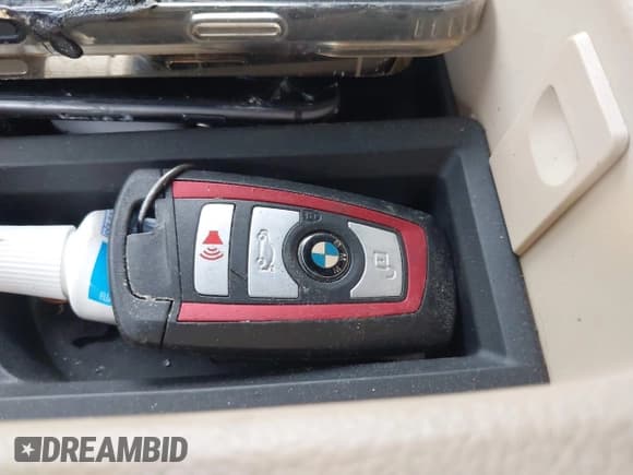 ✅ 2019 BMW 4 Series 430i xDrive • VIN: WBA4J3C55KBL09264 • Lot: 42229455. Listed on IAAI with 38,386 mi. Free auction sales archive from the USA and detailed vehicle history report at DreamBid. Image 11.