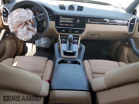 ✅ 2023 Porsche Cayenne Turbo • VIN: WP1AF2AYXPDA20342 • Lot: 81397945. Wystawiony na Copart z przebiegiem 9 328 mil. Bezpłatny archiwum sprzedaży aukcyjnych z USA i szczegółowy raport historii pojazdu na DreamBid. Zdjęcie 8.