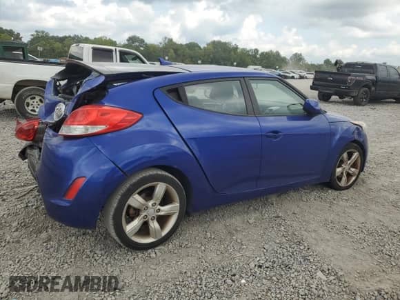 2015 Hyundai Veloster с VIN KMHTC6AD0FU224617, выставлен на аукционе Copart как лот 68470984 с пробегом Не указан миль и Списание • Salvage title. История ставок и продаж доступна на DreamBid. Изображение 3.