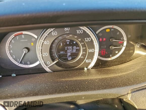 ✅ 2014 Honda Accord LX • VIN: 1HGCR2F33EA265742 • Лот: 94772665. Опубликован ранее на Copart с пробегом 79 518 миль. Бесплатный доступ к архиву аукционных продаж из США и подробный отчёт об истории автомобиля на DreamBid. Изображение 9.