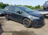 ✅ 2022 Chrysler Pacifica Touring • VIN: 2C4RC1FG1NR199419 • Lot: 55379035. Wystawiony na Copart z przebiegiem 57 566 mil. Bezpłatny archiwum sprzedaży aukcyjnych z USA i szczegółowy raport historii pojazdu na DreamBid. Zdjęcie 4.