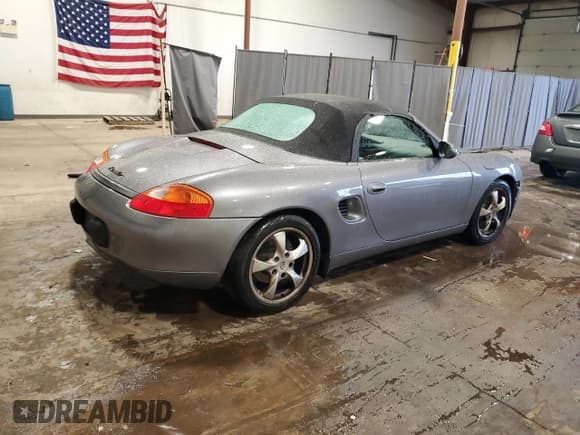 ✅ 2002 Porsche Boxster • VIN: WP0CA29802S620109 • Lot: 81482284. Listed on Copart with 29,246 mi. Free auction sales archive from the USA and detailed vehicle history report at DreamBid. Image 3.