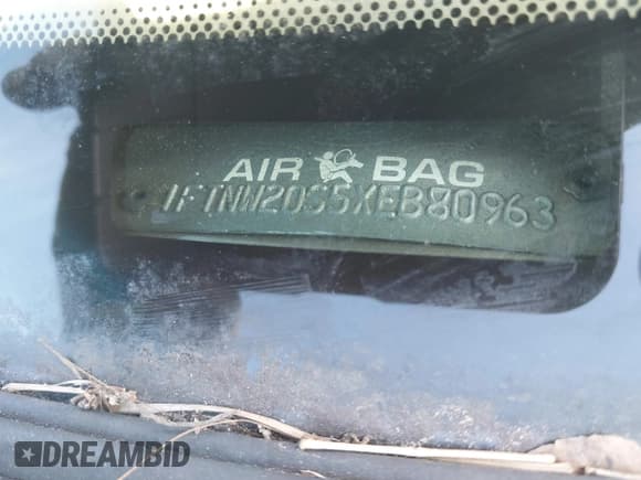 ✅ 1999 Ford F-250 XL • VIN: 1FTNW20S5XEB80963 • Lot: 42110432. Listed on IAAI with 189,714 mi. Free auction sales archive from the USA and detailed vehicle history report at DreamBid. Image 9.