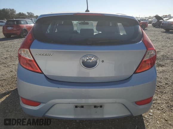 ✅ 2014 Hyundai Accent SE • VIN: KMHCU5AE4EU158586 • Лот: 71499984. Опубликован ранее на Copart с пробегом 81 022 миль. Бесплатный доступ к архиву аукционных продаж из США и подробный отчёт об истории автомобиля на DreamBid. Изображение 6.