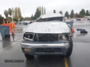 ✅ 2000 Toyota 4Runner SR5 • VIN: JT3HN86R6Y0286462 • Lot: 43677080. Listed on IAAI with Not provided. Free auction sales archive from the USA and detailed vehicle history report at DreamBid. Image 6.