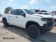 ✅ 2025 Chevrolet Silverado 1500 ZR2 • VIN: 3GCUKHEL0SG213168 • Лот: 42156338. Опубликован ранее на IAAI с пробегом 4 673 миль. Бесплатный доступ к архиву аукционных продаж из США и подробный отчёт об истории автомобиля на DreamBid. Изображение 1.