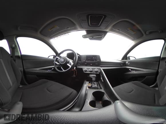 ✅ 2021 Hyundai Elantra SE • VIN: KMHLL4AGXMU105372 • Lot: 42045638. Listed on IAAI with 60,334 mi. Free auction sales archive from the USA and detailed vehicle history report at DreamBid. Image 19.