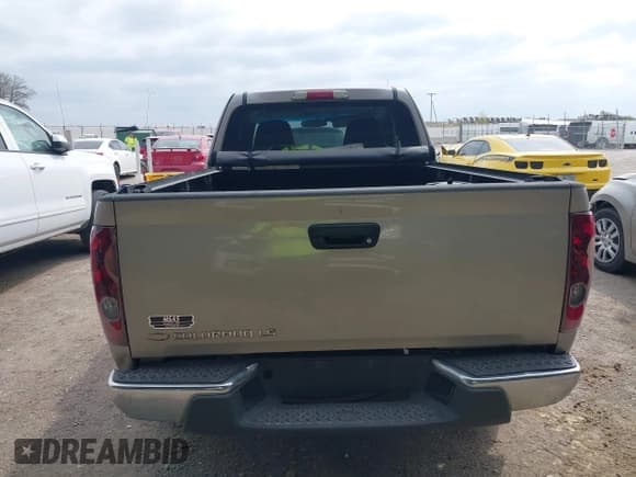 ✅ 2004 Chevrolet Colorado LS Z71 • VIN: 1GCDT196X48182271 • Lot: 42036317. Listed on IAAI with 149,606 mi. Free auction sales archive from the USA and detailed vehicle history report at DreamBid. Image 16.