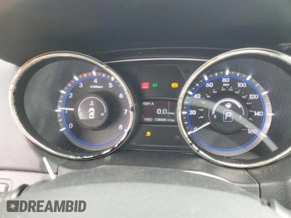 ✅ 2013 Hyundai Sonata SE • VIN: 5NPEC4AC4DH648981 • Lot: 87291975. Listed on Copart with 128,585 mi. Free auction sales archive from the USA and detailed vehicle history report at DreamBid. Image 9.