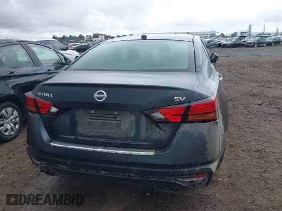 ✅ 2022 Nissan Altima SV • VIN: 1N4BL4DV5NN345120 • Lot: 40386571. Wystawiony na IAAI z przebiegiem 32 583 mil. Bezpłatny archiwum sprzedaży aukcyjnych z USA i szczegółowy raport historii pojazdu na DreamBid. Zdjęcie 16.