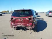 ✅ 2018 Toyota Highlander SE • VIN: 5TDJZRFH4JS493093 • Lot: 43605753. Listed on IAAI with 95,421 mi. Free auction sales archive from the USA and detailed vehicle history report at DreamBid. Image 17.