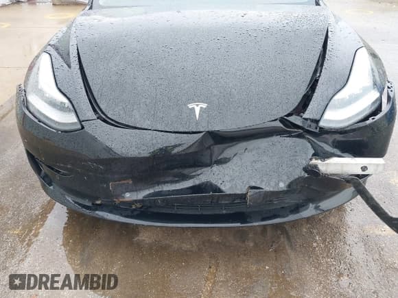 ✅ 2019 Tesla Model 3 Mid Range • VIN: 5YJ3E1EA3KF403013 • Lot: 42152722. Listed on IAAI with 56,952 mi. Free auction sales archive from the USA and detailed vehicle history report at DreamBid. Image 6.