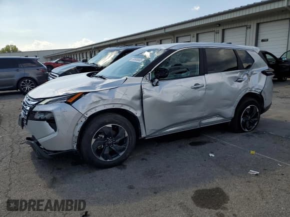 ✅ 2025 Nissan Rogue SV • VIN: 5N1BT3BB5SC809474 • Lot: 80695495. Listed on Copart with 9,853 mi. Free auction sales archive from the USA and detailed vehicle history report at DreamBid. Image 1.