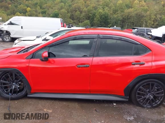 ✅ 2022 Subaru WRX Premium • VIN: JF1VBAF66N9025995 • Lot: 43287326. Wystawiony na IAAI z przebiegiem 49 194 mil. Bezpłatny archiwum sprzedaży aukcyjnych z USA i szczegółowy raport historii pojazdu na DreamBid. Zdjęcie 15.