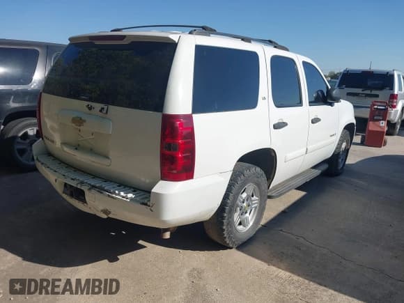 ✅ 2007 Chevrolet Tahoe LS • VIN: 1GNFC13C67R332101 • Лот: 43493878. Опубликован ранее на IAAI с пробегом 227 045 миль. Бесплатный доступ к архиву аукционных продаж из США и подробный отчёт об истории автомобиля на DreamBid. Изображение 4.