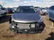 ✅ 2017 Hyundai Santa Fe Ultimate • VIN: 5XYZWDLA6HG395339 • Lot: 43428373. Wystawiony na Copart z przebiegiem 87 532 mil mil. Skorzystaj z bezpłatnego archiwum sprzedaży aukcyjnych z USA i zobacz szczegółowy raport historii pojazdu na DreamBid. Zdjęcie 5.