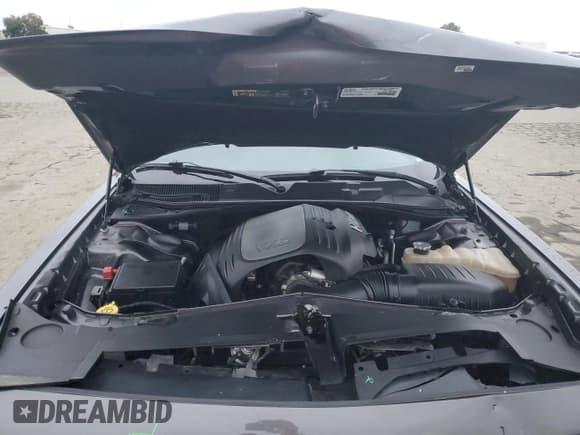 ✅ 2019 Dodge Challenger R/T • VIN: 2C3CDZBT9KH724365 • Lot: 38270764. Wystawiony na Copart z przebiegiem 50 634 mil. Bezpłatny archiwum sprzedaży aukcyjnych z USA i szczegółowy raport historii pojazdu na DreamBid. Zdjęcie 12.