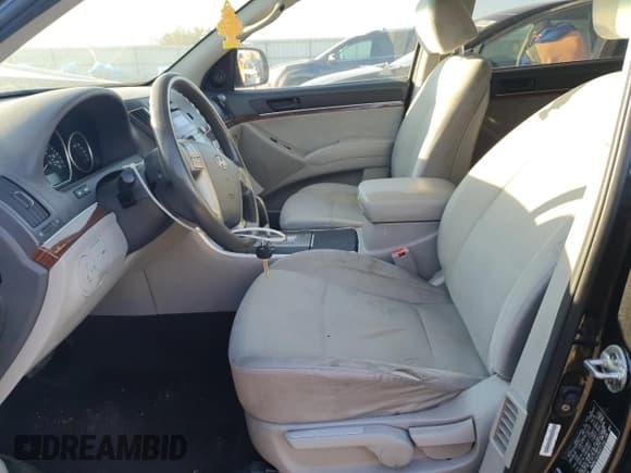 ✅ 2008 Hyundai Veracruz GLS • VIN: KM8NU13C58U071569 • Lot: 82136885. Listed on Copart with 195,982 mi. Free auction sales archive from the USA and detailed vehicle history report at DreamBid. Image 7.