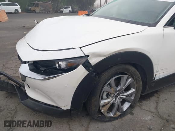 ✅ 2022 Mazda CX-30 S Select • VIN: 3MVDMBBL6NM427582 • Lot: 43541110. Wystawiony na IAAI z przebiegiem 33 599 mil. Bezpłatny archiwum sprzedaży aukcyjnych z USA i szczegółowy raport historii pojazdu na DreamBid. Zdjęcie 18.
