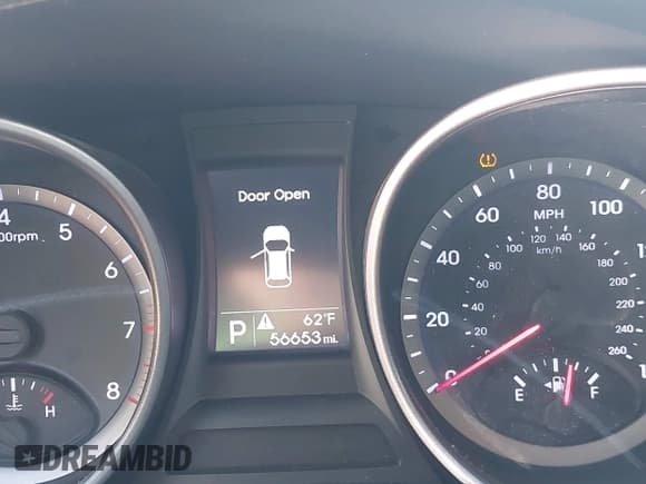 ✅ 2016 Hyundai Santa Fe • VIN: 5XYZUDLB7GG311624 • Лот: 43426476. Опубликован ранее на IAAI с пробегом 56 653 миль. Бесплатный доступ к архиву аукционных продаж из США и подробный отчёт об истории автомобиля на DreamBid. Изображение 7.