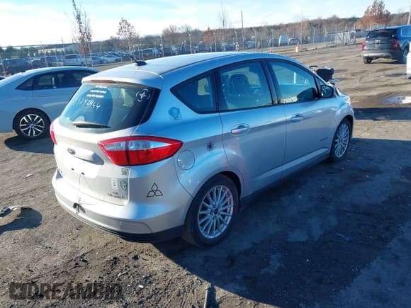 ✅ 2014 Ford C-Max SE • VIN: 1FADP5AU9EL521693 • Lot: 43742166. Wystawiony na IAAI z przebiegiem 136 435 mil. Bezpłatny archiwum sprzedaży aukcyjnych z USA i szczegółowy raport historii pojazdu na DreamBid. Zdjęcie 4.