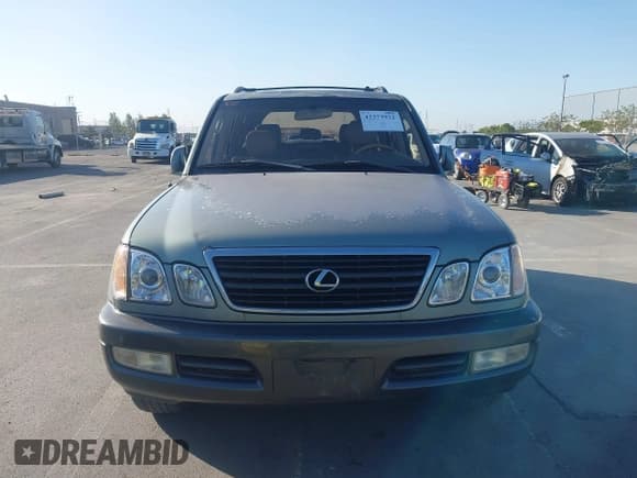 ✅ 2001 Lexus LX 470 • VIN: JTJHT00W113500583 • Lot: 42373922. Wystawiony na IAAI z przebiegiem 269 323 mil. Bezpłatny archiwum sprzedaży aukcyjnych z USA i szczegółowy raport historii pojazdu na DreamBid. Zdjęcie 12.