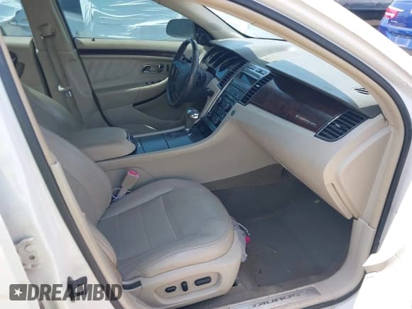 ✅ 2010 Ford Taurus Limited • VIN: 1FAHP2FW6AG166866 • Лот: 43184493. Опубликован ранее на IAAI с пробегом 137 345 миль. Бесплатный доступ к архиву аукционных продаж из США и подробный отчёт об истории автомобиля на DreamBid. Изображение 5.