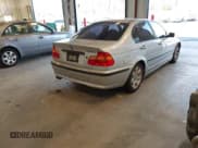 ✅ 2003 BMW 3 Series 325xi • VIN: WBAEU33413PH90673 • Lot: 43893354. Wystawiony na IAAI z przebiegiem 200 593 mil. Bezpłatny archiwum sprzedaży aukcyjnych z USA i szczegółowy raport historii pojazdu na DreamBid. Zdjęcie 4.