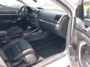 ✅ 2010 Volkswagen Jetta Limited Edition • VIN: 3VWAZ7AJ5AM108930 • Lot: 42117095. Wystawiony na IAAI z przebiegiem 126 887 mil. Bezpłatny archiwum sprzedaży aukcyjnych z USA i szczegółowy raport historii pojazdu na DreamBid. Zdjęcie 5.