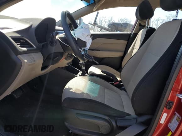 ✅ 2019 Hyundai Accent SE • VIN: 3KPC24A34KE065760 • Лот: 50911935. Опубликован ранее на Copart с пробегом 90 835 миль. Бесплатный доступ к архиву аукционных продаж из США и подробный отчёт об истории автомобиля на DreamBid. Изображение 7.