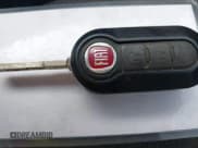 ✅ 2012 FIAT 500 Sport • VIN: 3C3CFFBR3CT126441 • Lot: 43755958. Wystawiony na IAAI z przebiegiem 121 972 mil. Bezpłatny archiwum sprzedaży aukcyjnych z USA i szczegółowy raport historii pojazdu na DreamBid. Zdjęcie 11.