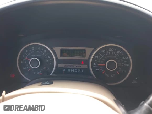 ✅ 2005 Ford Expedition Eddie Bauer • VIN: 1FMFU17525LA68887 • Lot: 41882254. Listed on IAAI with 207,010 mi. Free auction sales archive from the USA and detailed vehicle history report at DreamBid. Image 7.