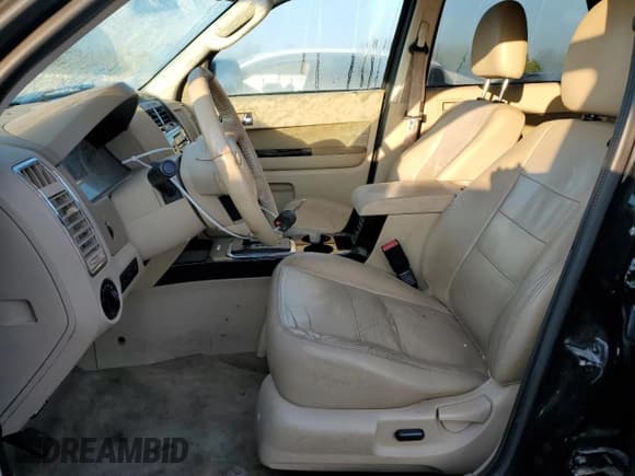 ✅ 2012 Ford Escape Limited • VIN: 1FMCU9EG7CKA16373 • Лот: 87119435. Опубликован ранее на Copart с пробегом 207 573 миль. Бесплатный доступ к архиву аукционных продаж из США и подробный отчёт об истории автомобиля на DreamBid. Изображение 7.