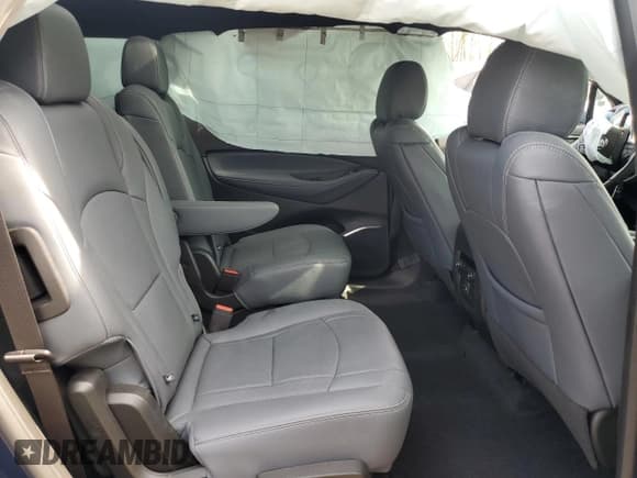 ✅ 2024 Buick Enclave Essence • VIN: 5GAEVAKW7RJ108834 • Lot: 55072515. Wystawiony na Copart z przebiegiem 19 483 mil. Bezpłatny archiwum sprzedaży aukcyjnych z USA i szczegółowy raport historii pojazdu na DreamBid. Zdjęcie 11.