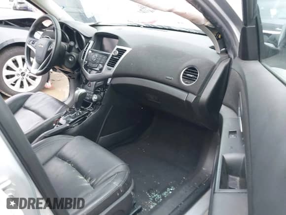 2014 Chevrolet Cruze 2LT with VIN 1G1PE5SB0E7135532, listed as a IAAI auction lot 43507178 with 100,363 mi miles and . Bid and sale history available at DreamBid. Image 5.