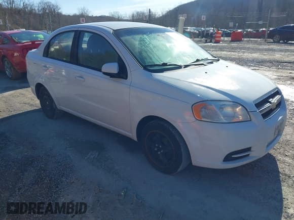 ✅ 2011 Chevrolet Aveo 1LT • VIN: KL1TD5DE2BB136388 • Lot: 41584708. Wystawiony na IAAI z przebiegiem 114 694 mil. Bezpłatny archiwum sprzedaży aukcyjnych z USA i szczegółowy raport historii pojazdu na DreamBid. Zdjęcie 1.