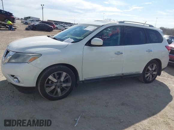 ✅ 2015 Nissan Pathfinder SV • VIN: 5N1AR2MN4FC634202 • Lot: 41642078. Listed on IAAI with 169,815 mi. Free auction sales archive from the USA and detailed vehicle history report at DreamBid. Image 17.