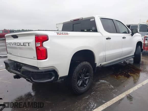✅ 2021 Chevrolet Silverado 1500 LT Trail Boss • VIN: 3GCPYFEL9MG134648 • Лот: 43336675. Опубликован ранее на IAAI с пробегом 94 531 миль. Бесплатный доступ к архиву аукционных продаж из США и подробный отчёт об истории автомобиля на DreamBid. Изображение 4.